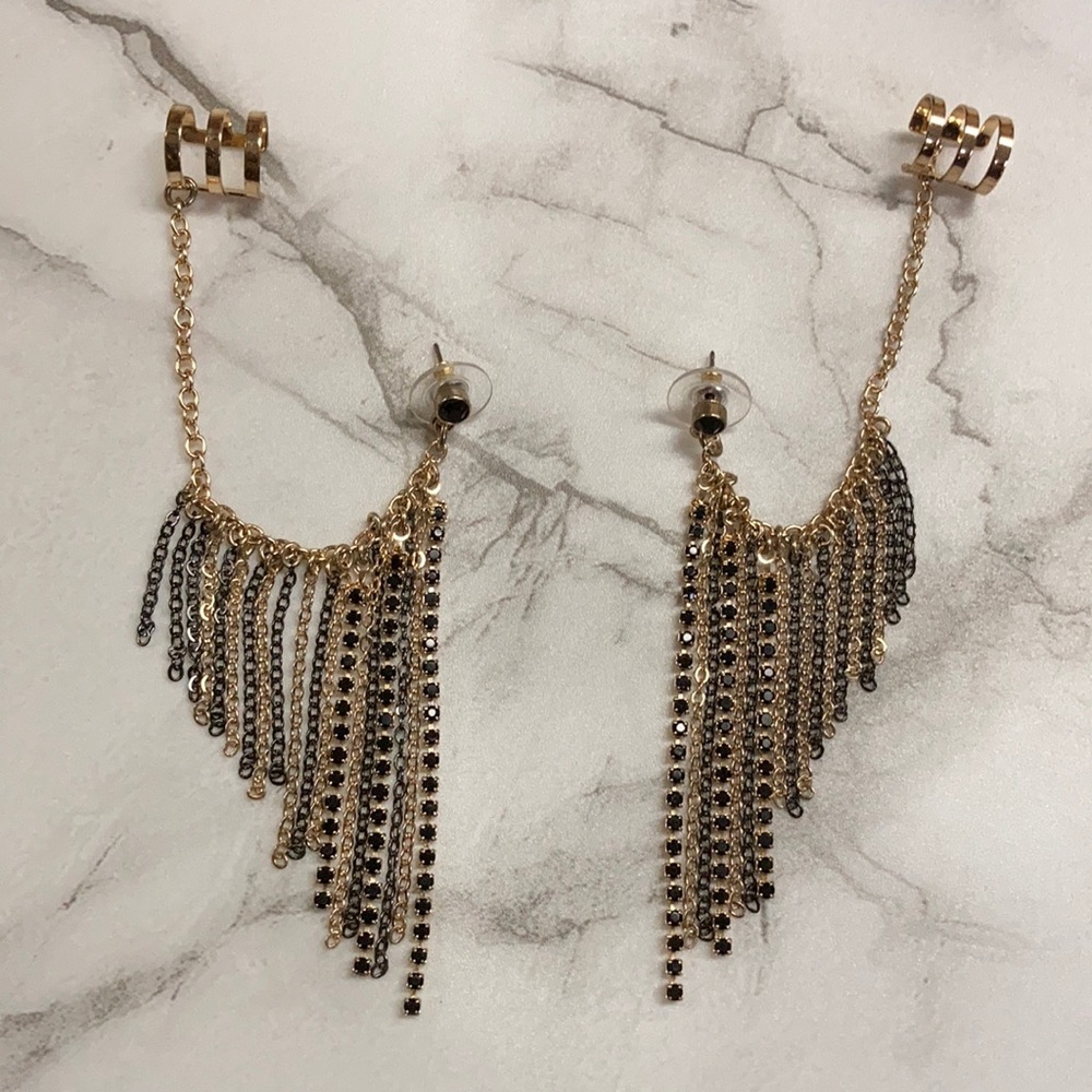 Mark Swing Chic Cuff Earring